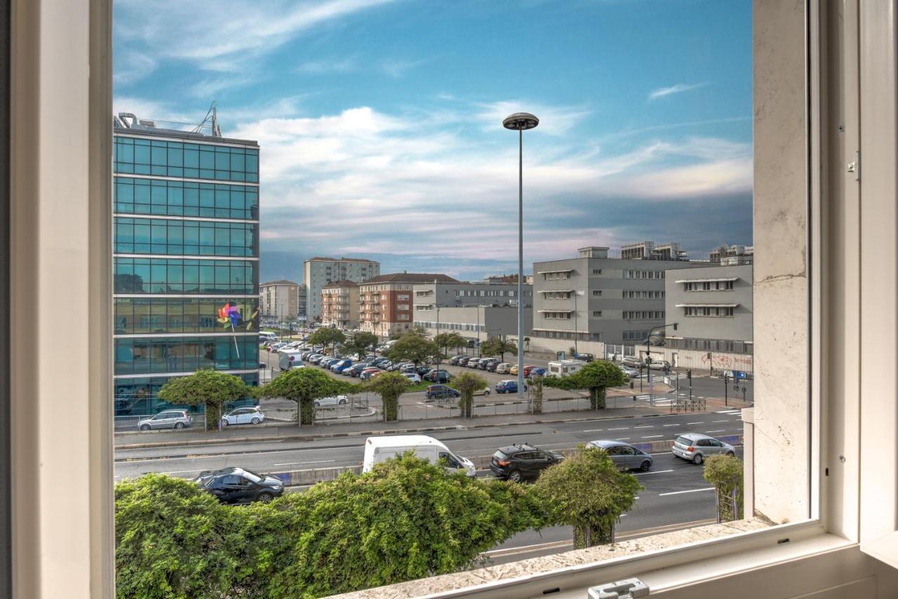 Bramante House - Intero Trilocale Vicino Alla Metro Turin Exterior photo